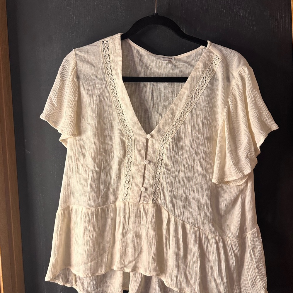 Eyeshadow white V-Neck Lace-Trim Peplum Blouse